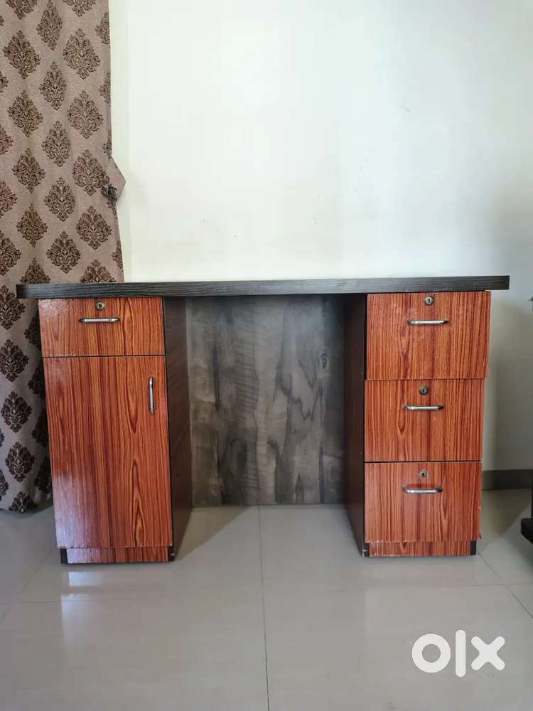 Work and study table