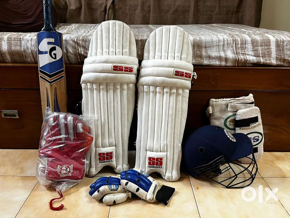 Cricket kits with all accessories