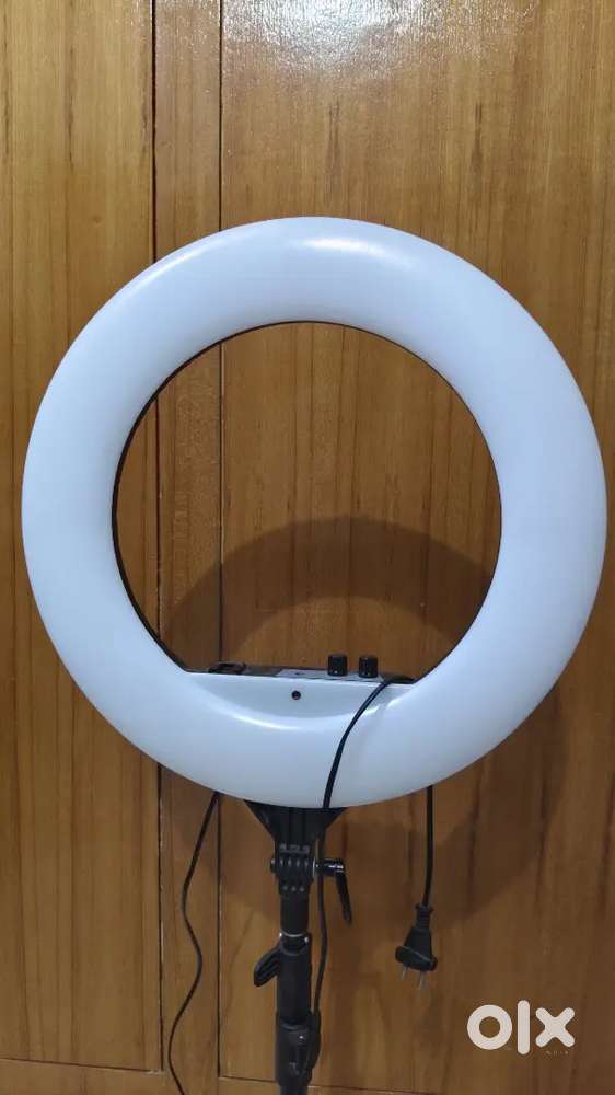 Digitek 18 inch LED Ring Light