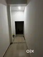 Room avilable for single,short faimly and girls