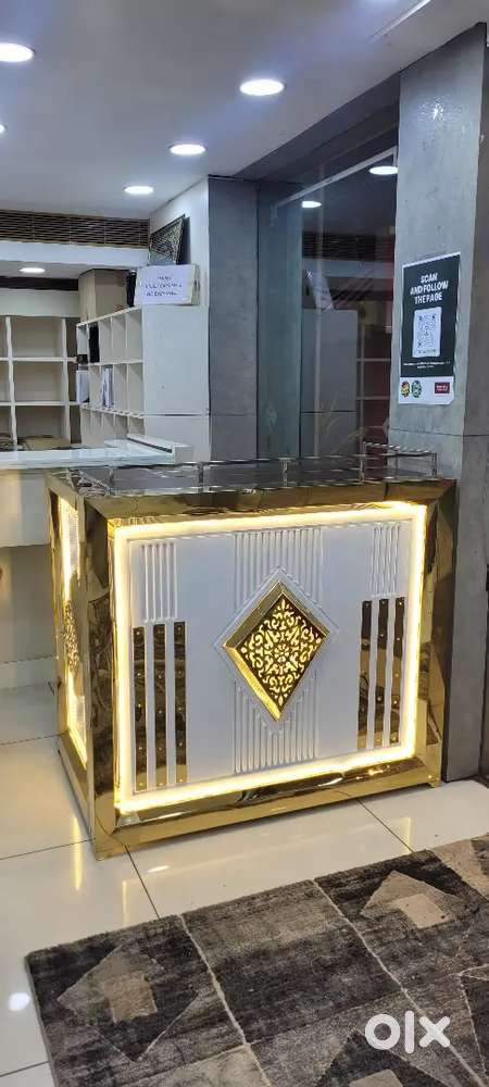 Wanted Perfumes counter sales girl