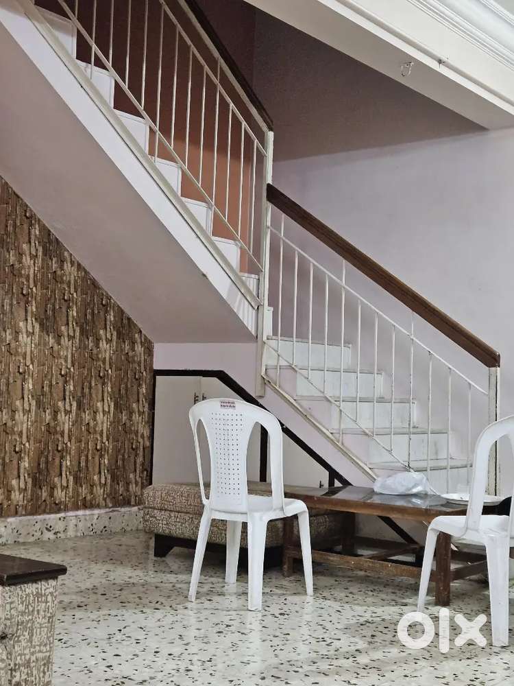 Great length facing a 25 ft road