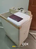 LG make semi automatic washing machine 6.2kg capacity