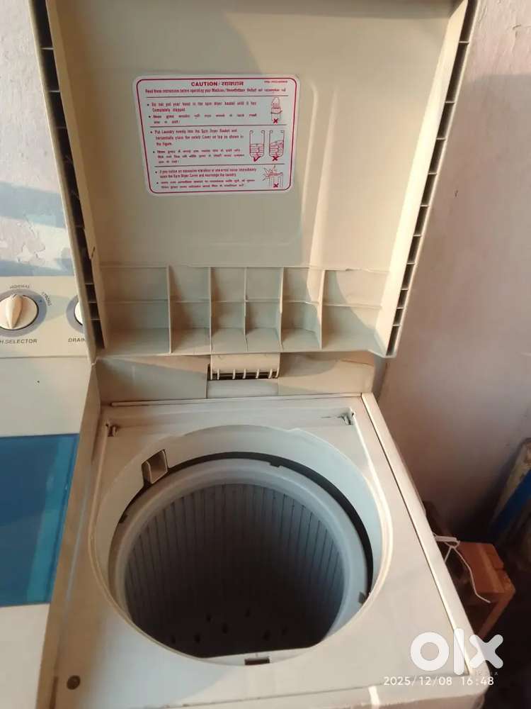 LG washing semi Automatic in Running Condition