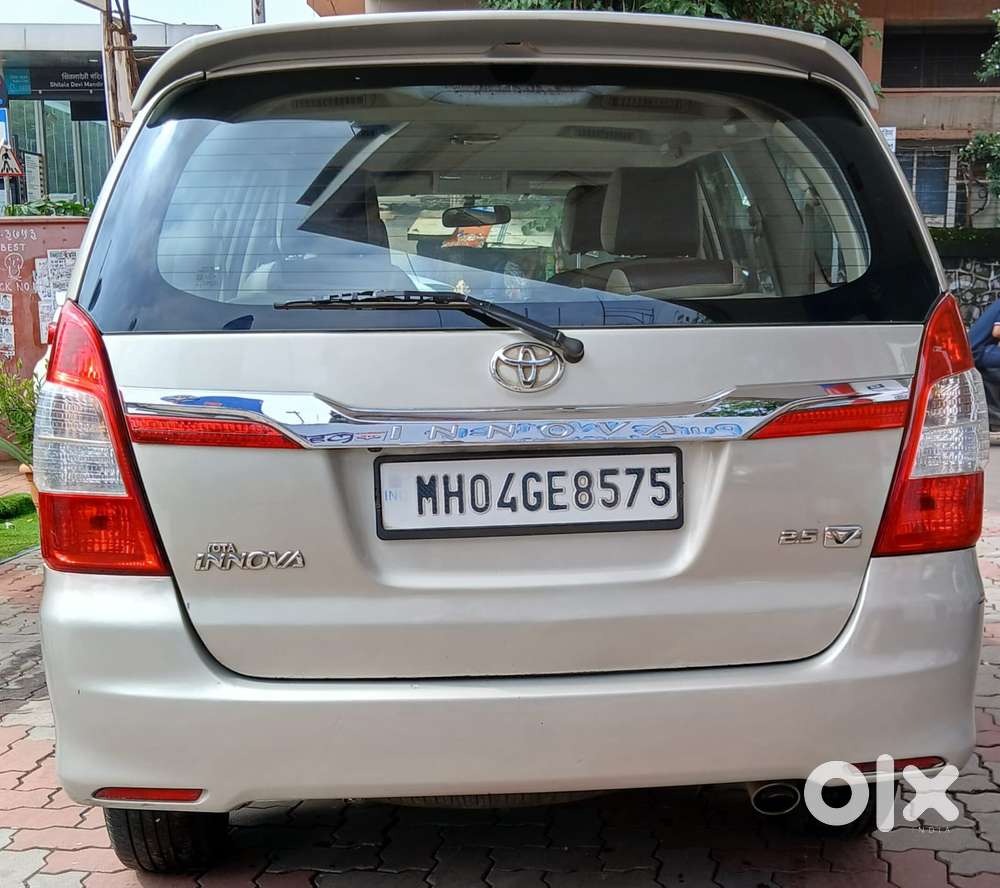 Toyota Innova 2.5 ZX 7 STR BS-IV, 2013, Diesel
