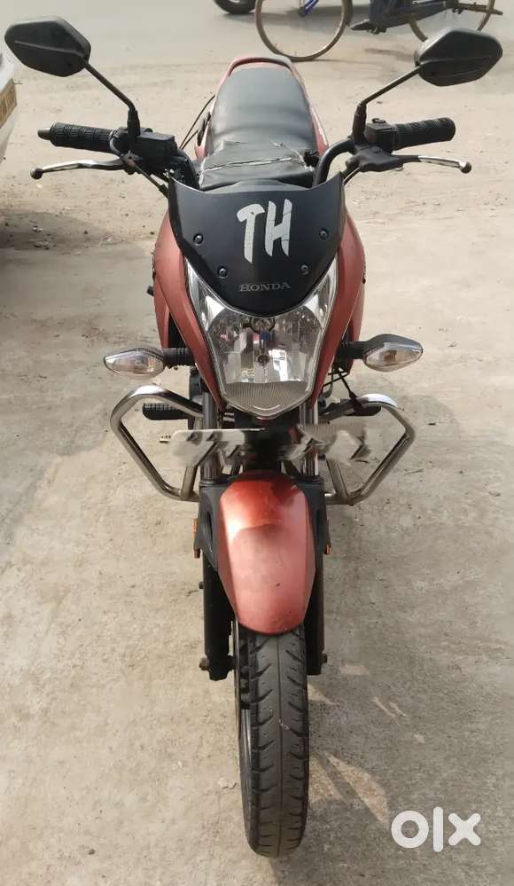 Honda Unicorn 160CB 2016 Model First Owner Red colour  Excellent Condi