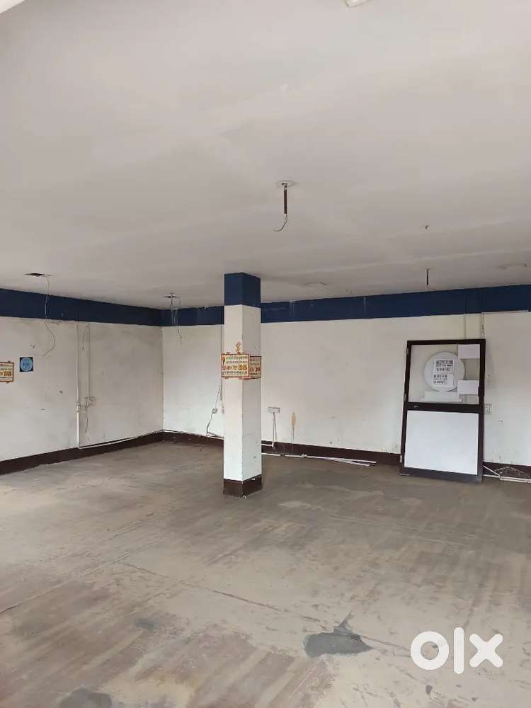 Beautiful commercial space, at first floor