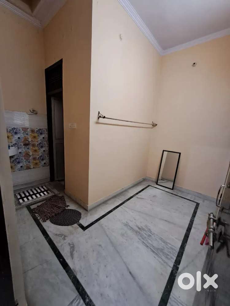 2BHK Independent Flat for Rent Only Female Bachelor Students Allowed