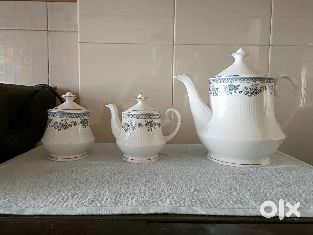 Brand new 3 piece kettle set