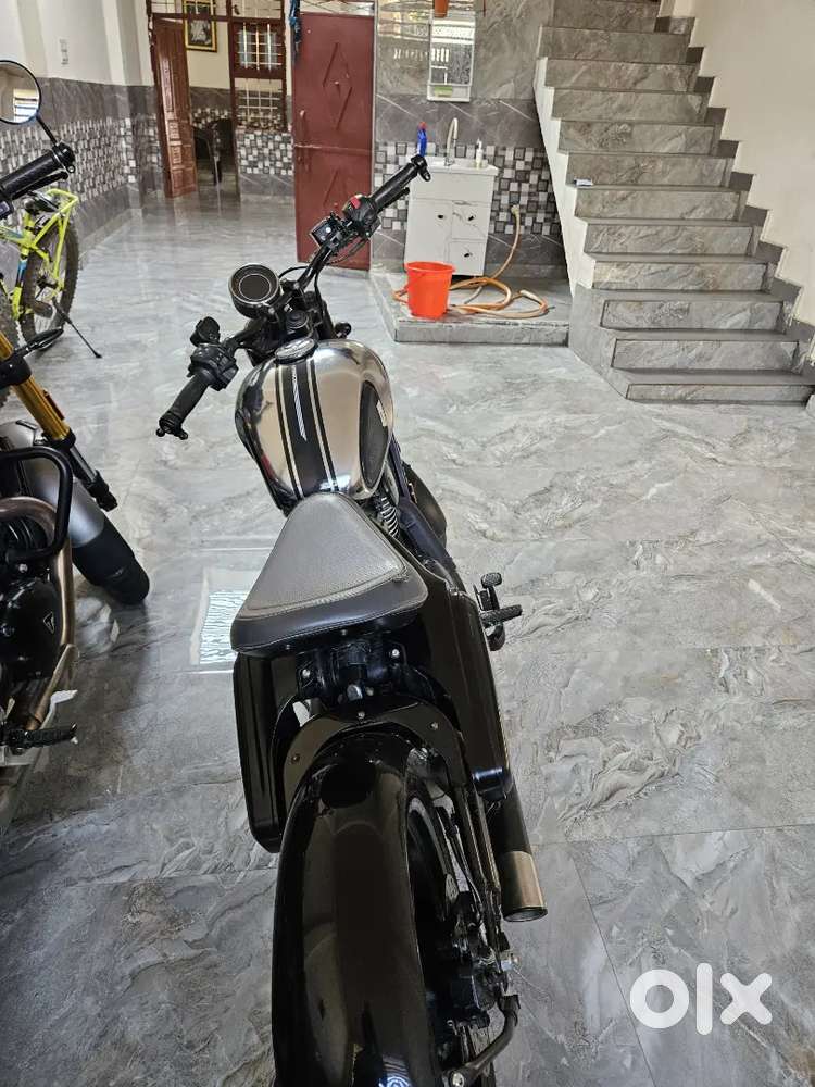 Bike only 2000km chali h