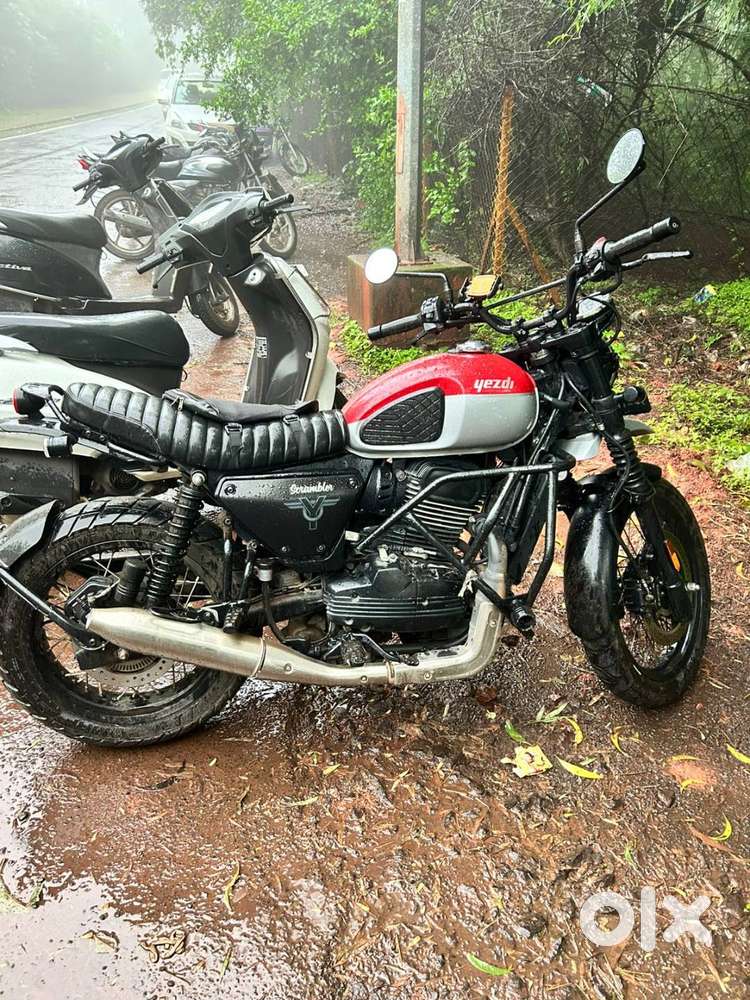 Yezdi Scrambler Rebel Red  334cc  2022 Regd  Only 7,500 km