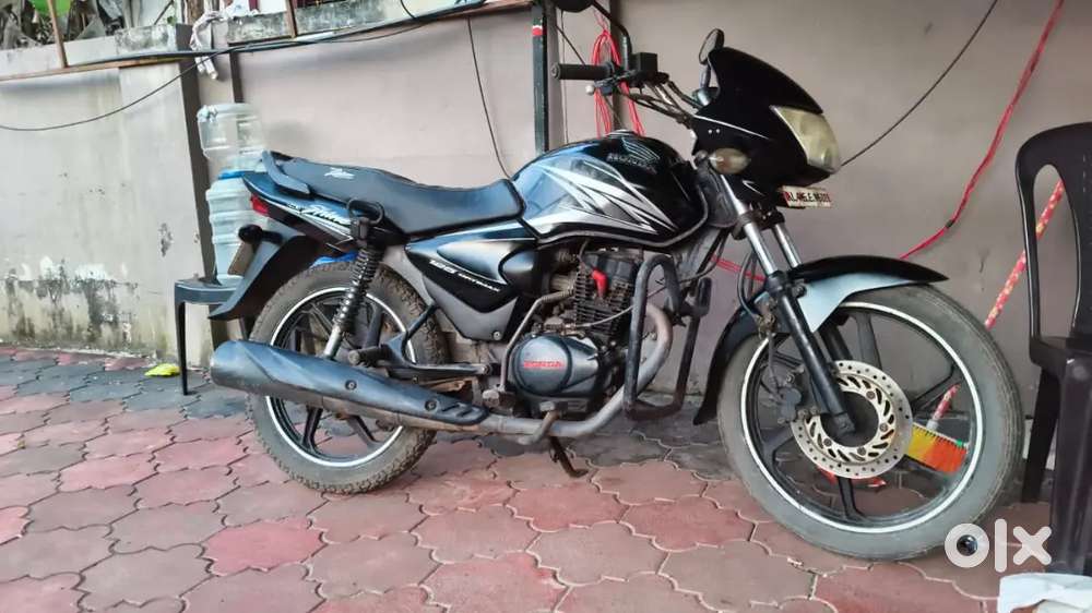 Hero honda shine 2011 model