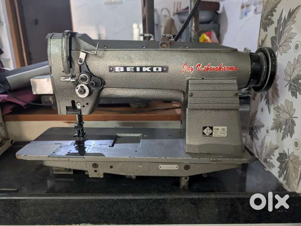 Two needle sewing machine