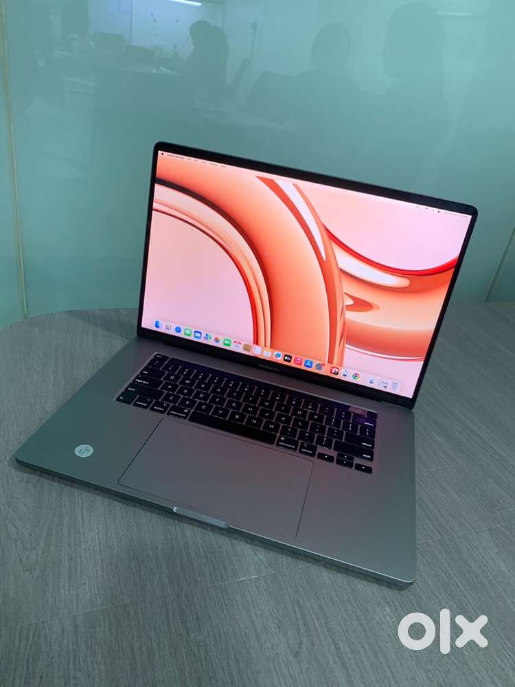 Apple MacBook Pro(16inch) i9 32GB 512GB TouchBar Warranty