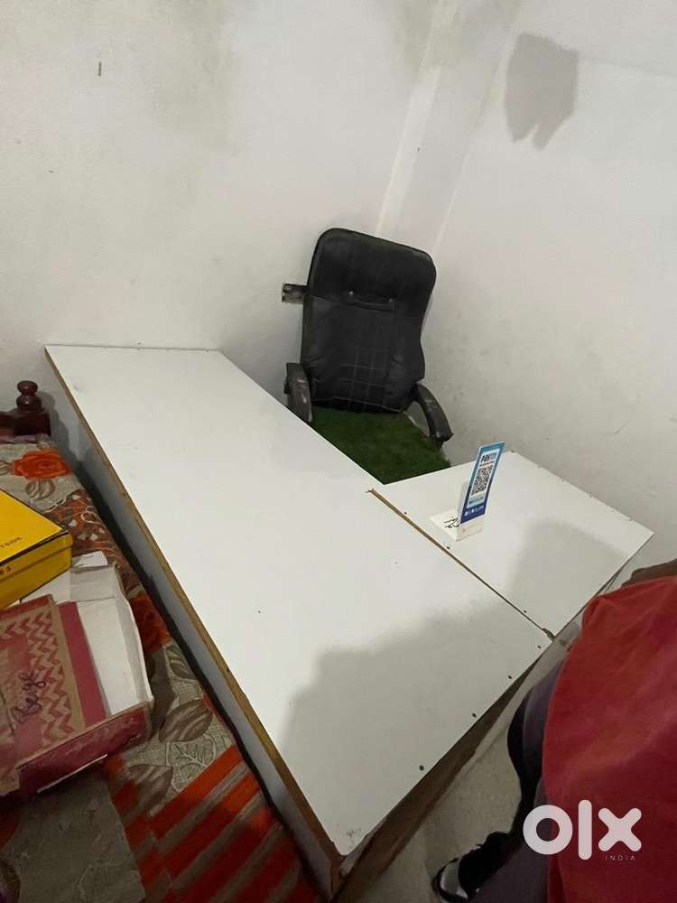 Counter, chair, big chair