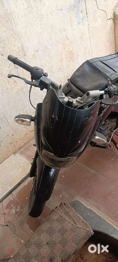 Pulsar 150 2010 model