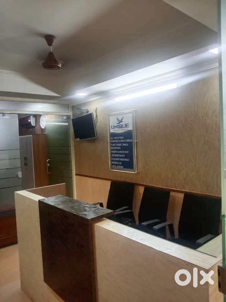 500 square feet office