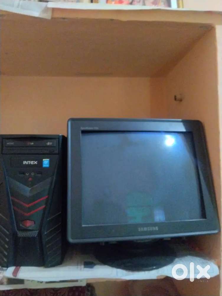Monitor with cpu