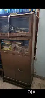 Iron Shelf wardrobe with mirrors