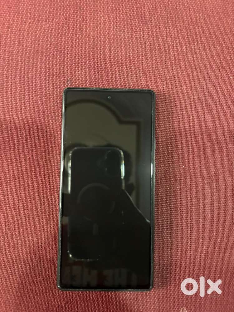 Pixel 6a Charcoal Black 6 GB Ram + 128 GB