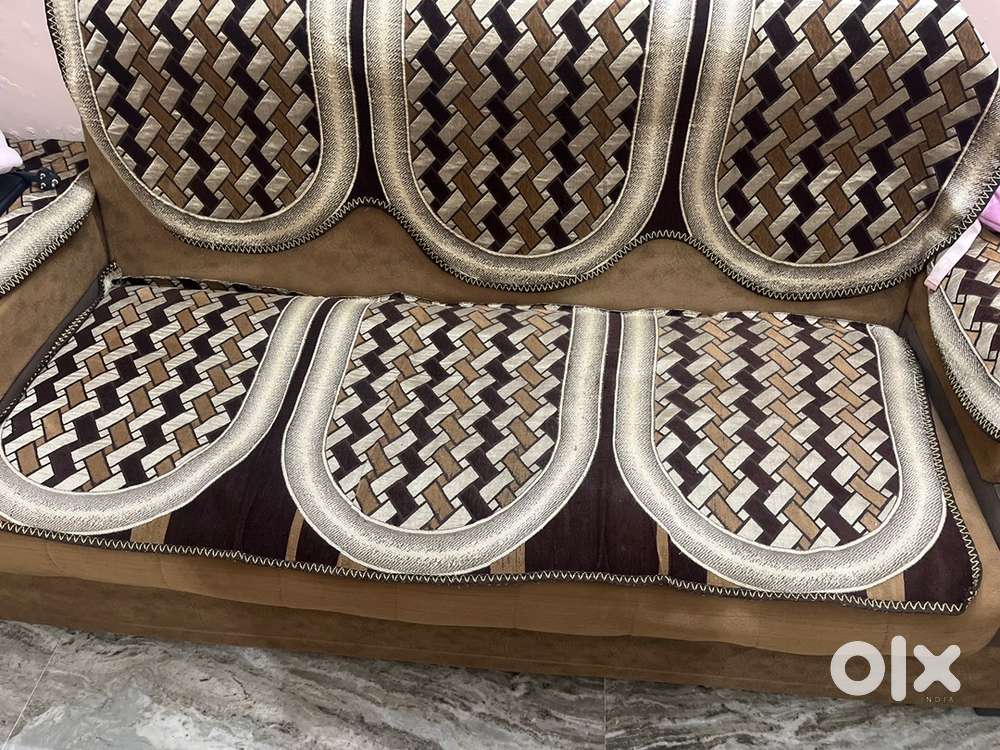 Sofa 3 Seater + 1 seater + 1 seater