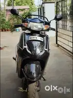 3rd owner activa in single family. Name transfer must.