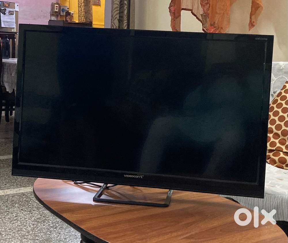 4 year old Videocon LED TV