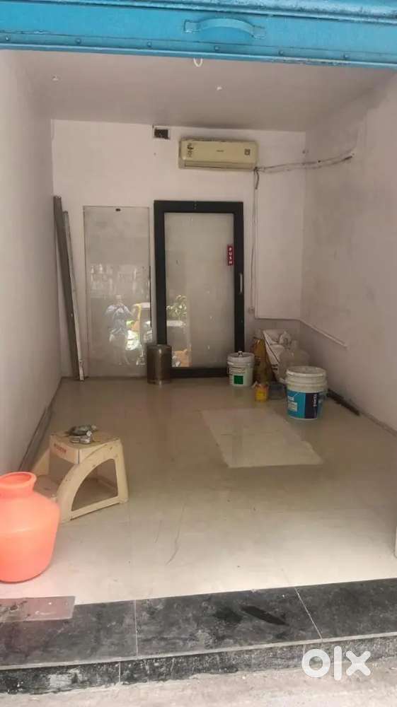Shop for rent on 13th Main road anna nagar