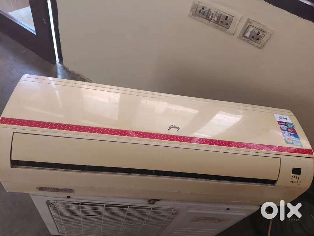 Ac.  1.5.  Noninverter  . split.