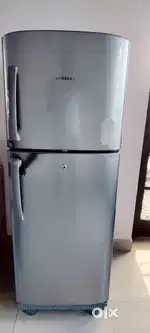 Samsung 360L Grey Fridge – Excellent Condition