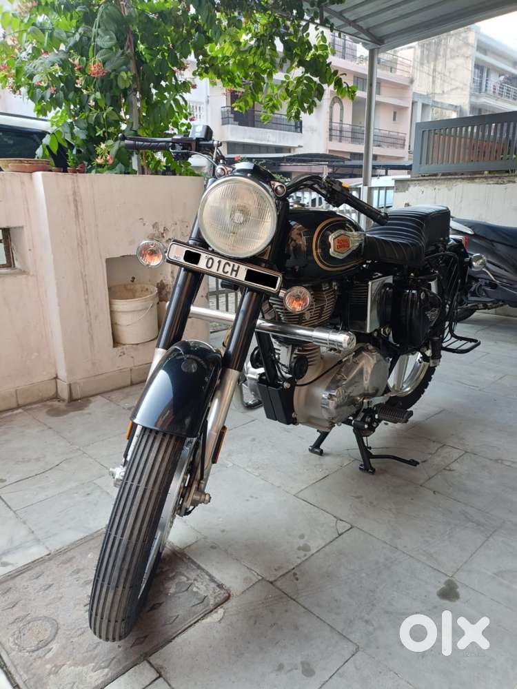 Royal Enfield Standard 350 (2022) – Excellent Condition