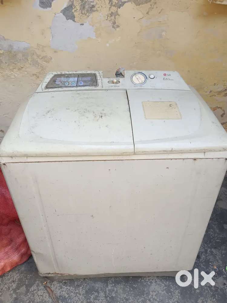 LG 6.5 KG washing machine