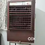 Big size Cooler with stand in good condition