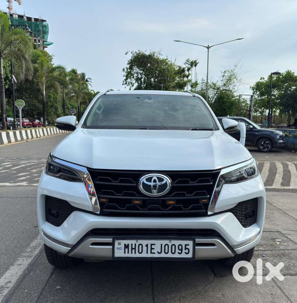 Toyota Fortuner 4x4 AT 2023 Diesel Well Maintained