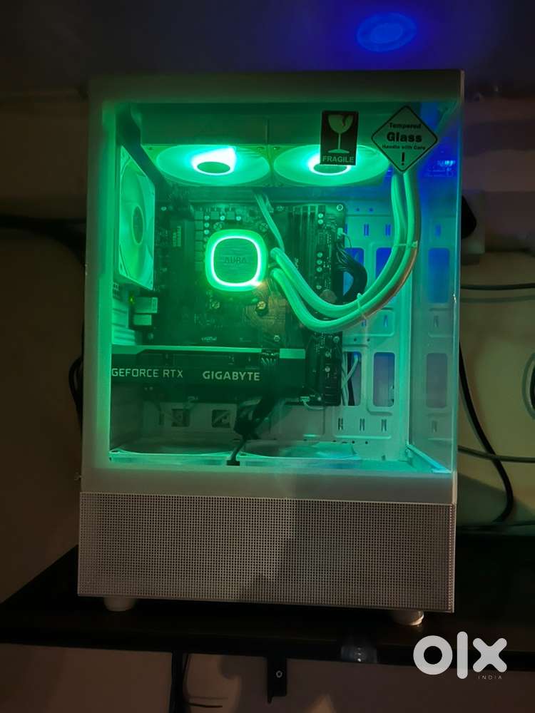 GAMING PC COMPLETE SET WITH ALL ACCESSORIES @ JUST 35000RS