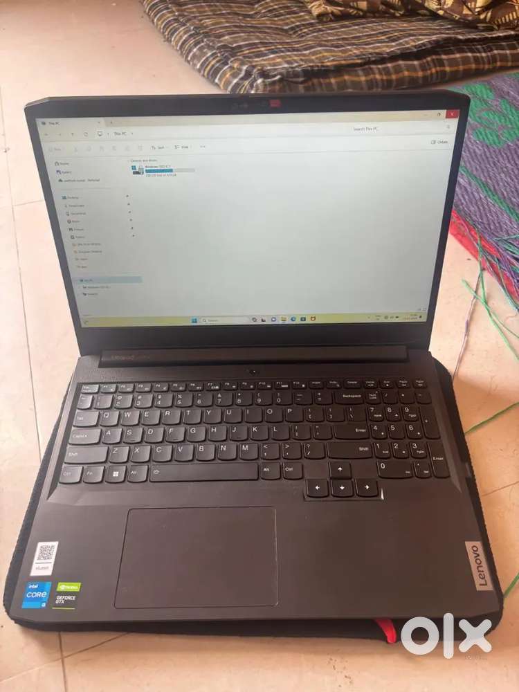 Lenovo intel i5 11gen 8gb ram 512gb ssd 4gb grapics