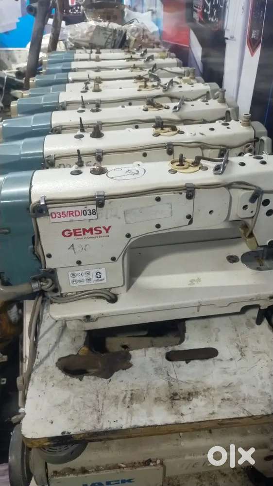Sewing machine Duke owar lock machine