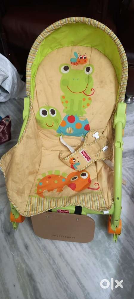 Kids bouncer and table chair for 1500