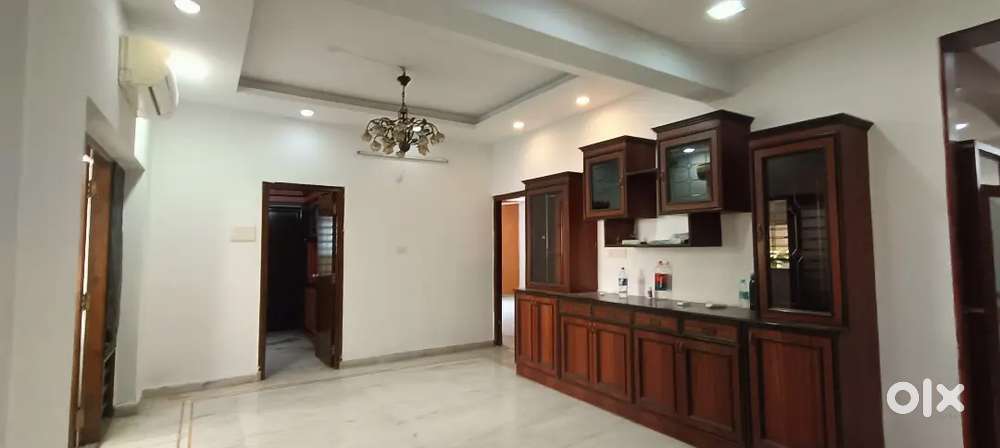 3BHK FOR RENT IN BANJARA HILLS ROAD NO-14