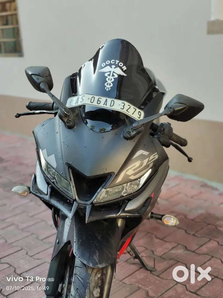 R15 v3 ,single owner, excellent in condition