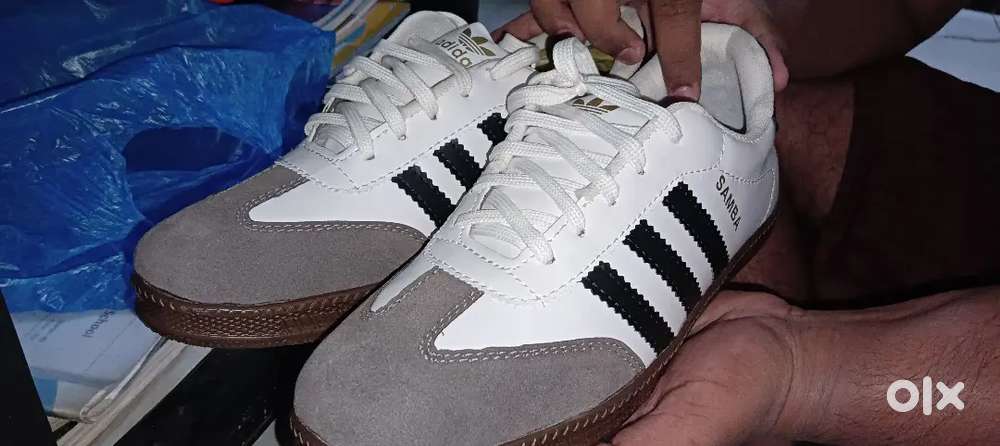 Adidas Samba (Size.9 no.)