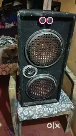 150+150 ward ke speaker do speaker hai