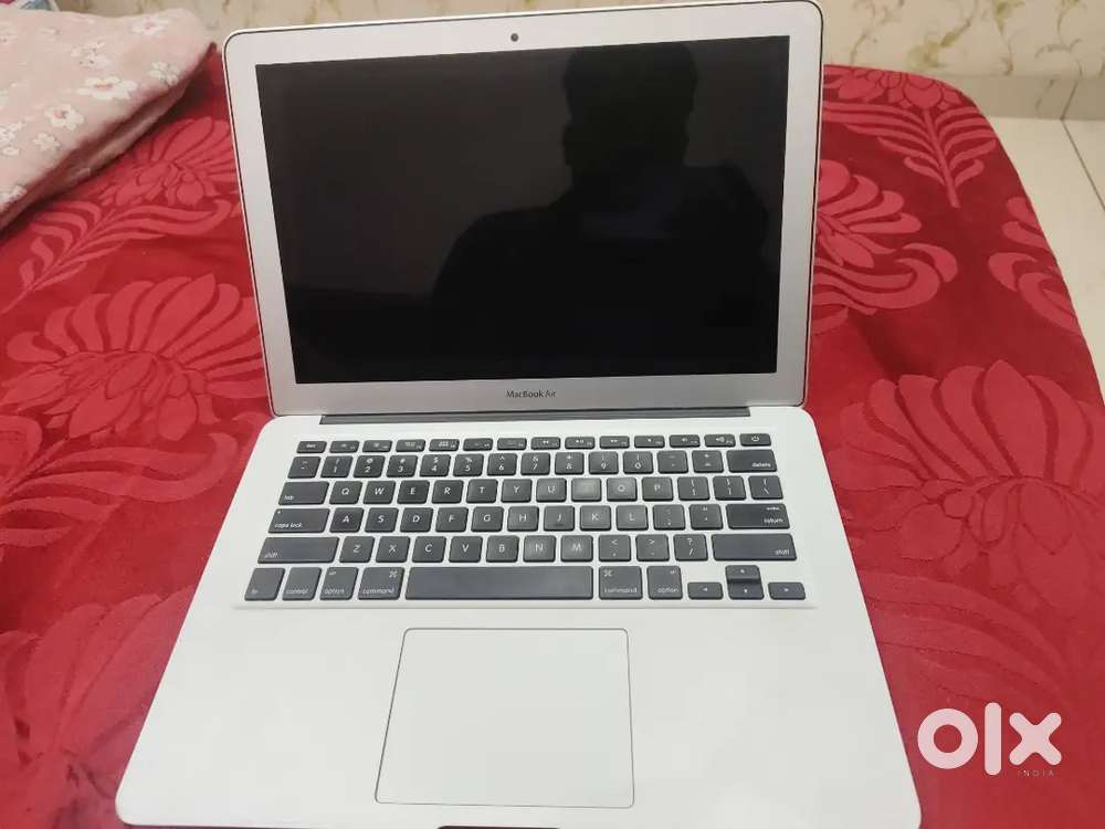 MACBOOK AIR I5 GENERATION