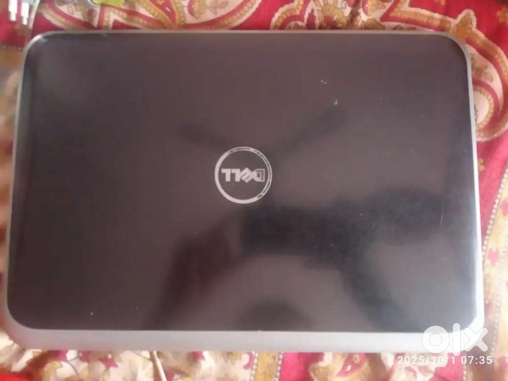 Dell inspiron 5323