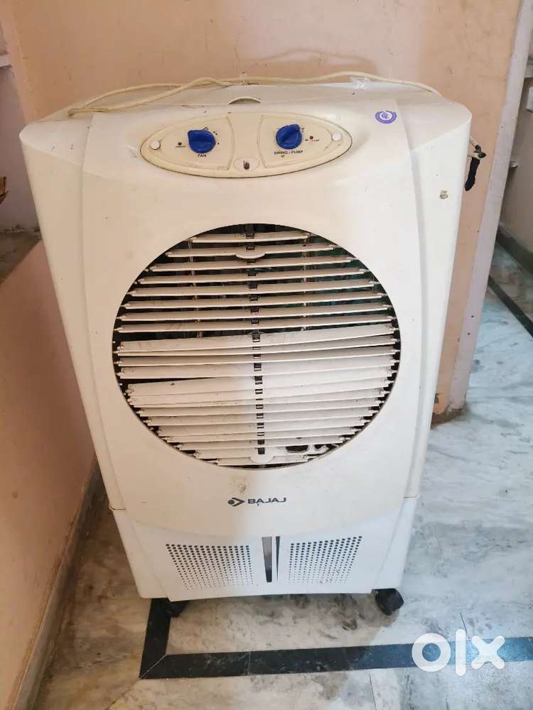 Bajaj cooler