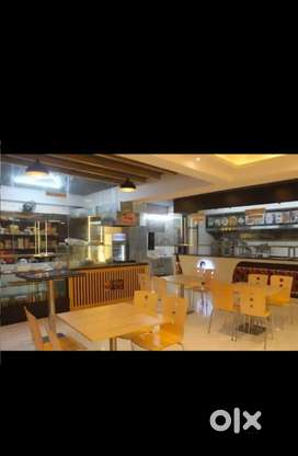 Required female restaurant cashier