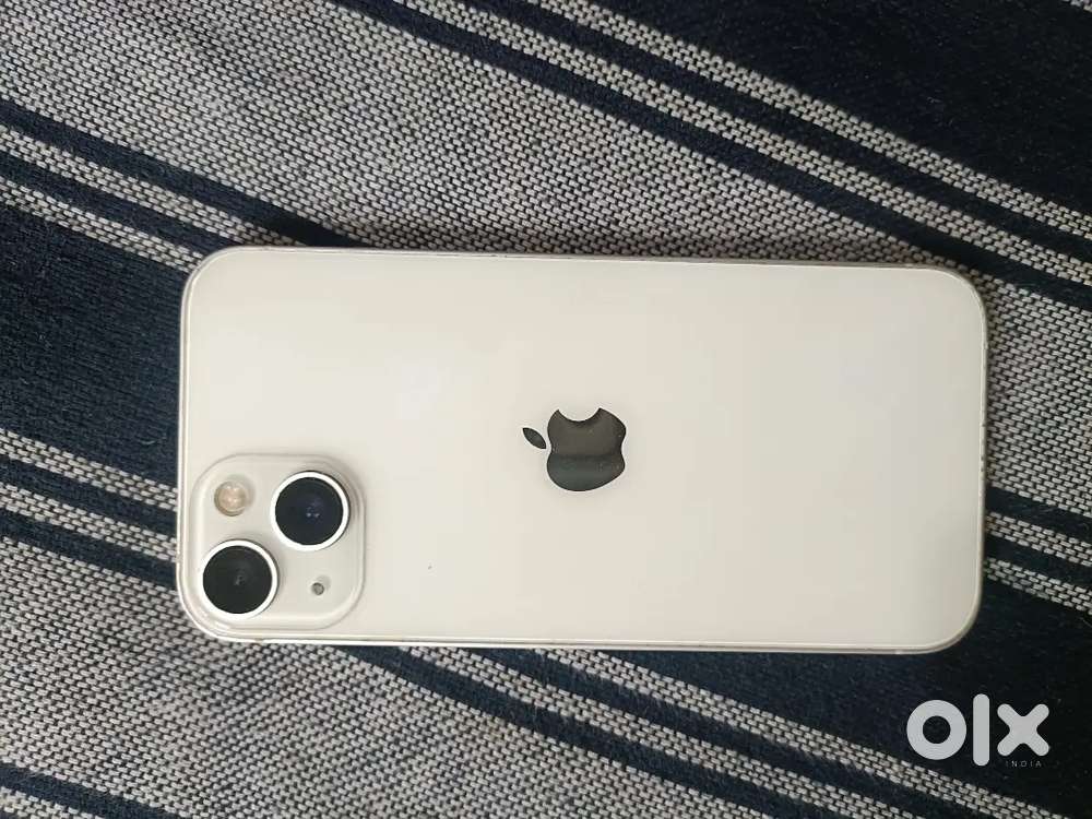 Iphone 13 starlight colour