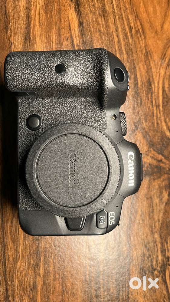 Canon R6 with box