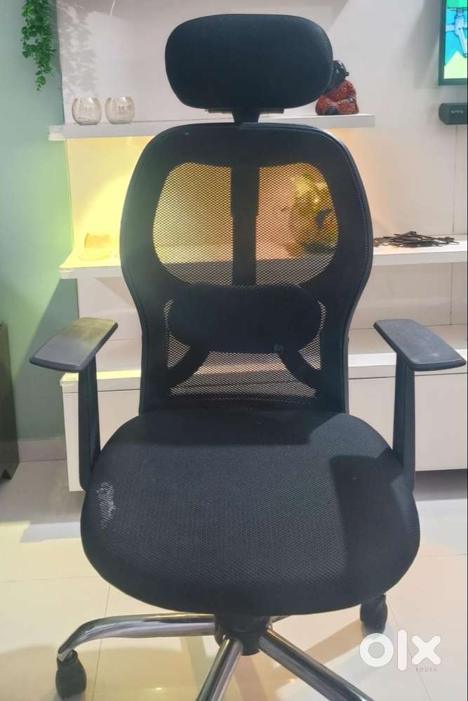 Office Revolving Chair for Quick Sale