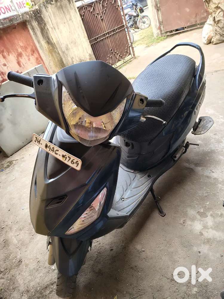 Maestro edge scooty
